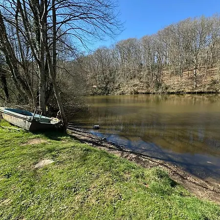 Апартаменты A - 25 M² Avec Terrasse Нери-ле-Бен