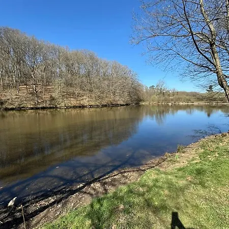 A - 25 M² Avec Terrasse *
