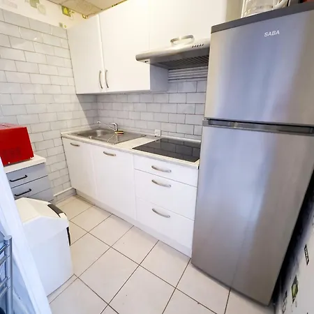 à Néris-les-bains - 25 M² Avec Terrasse Appartamento Néris-les-Bains